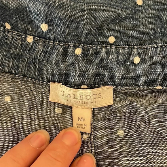 Talbots women’s shirt MP medium petite top denim polka dot sleeveless blue - Picture 5 of 7